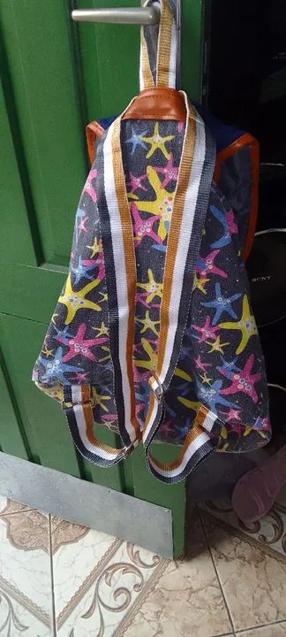 Bolsa de ombro com estampa divertida - Foto 3