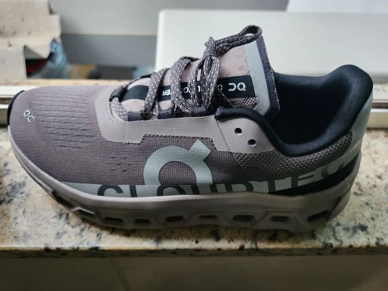 Tênis On feminino- Tamanho 39 - Foto 3