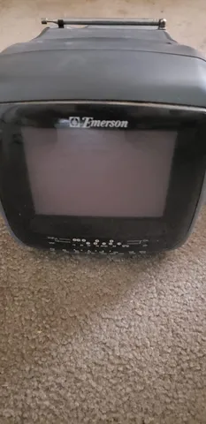 TV/Rádio Portátil Importado