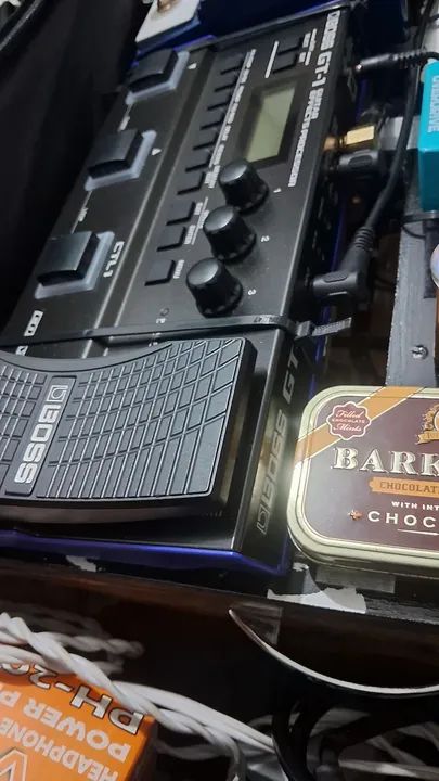 Pedal de efeitos Boss GT-1  - Foto 3