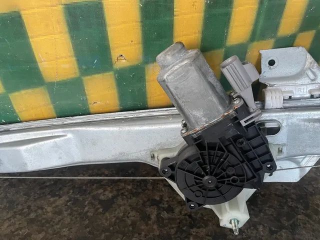 Motor engenho máquina de vidro porta dianteira direita Ford ka  - Foto 6