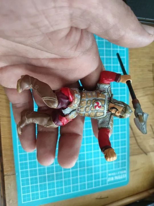 Boneco Guerreiro Medieval - Colecionavel - Foto 3