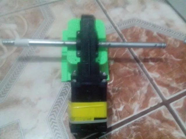 Motoredutor 24vcc 43 rpm para projetos\gambiarras eixo longo passante - Foto 3