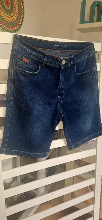 Estilosa Bermuda Masculina Slim Jeans com Stress Pool Original Tamanho 42 Usada 2 Vezes .