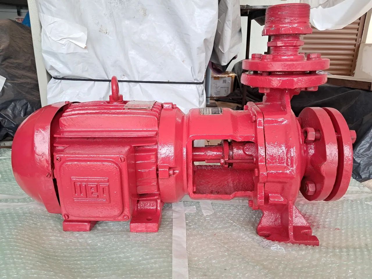 Motobomba Centrífuga Monobloco, Weg 7.5cv, 2 polos, Trifásico, 220/380/440v.