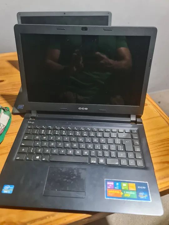 Notebook CCE em ótimo estado