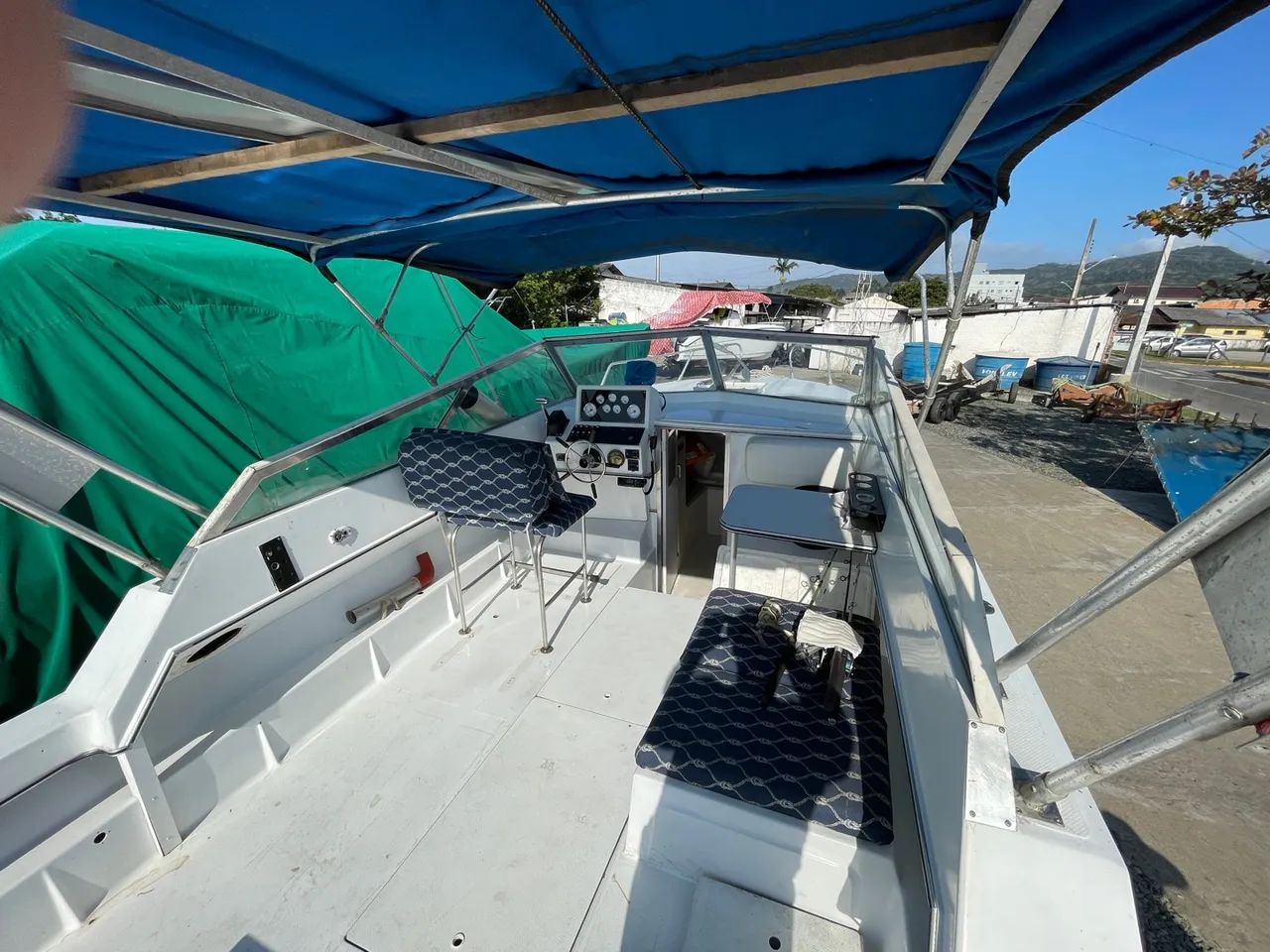 Lancha DM 26 com motor MWM diesel - Foto 9