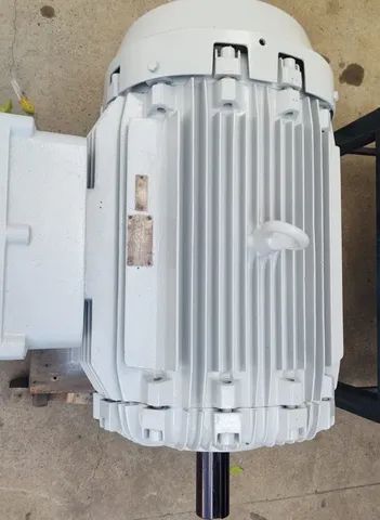 Vendo Motor 200 Cv Weg - Foto 2