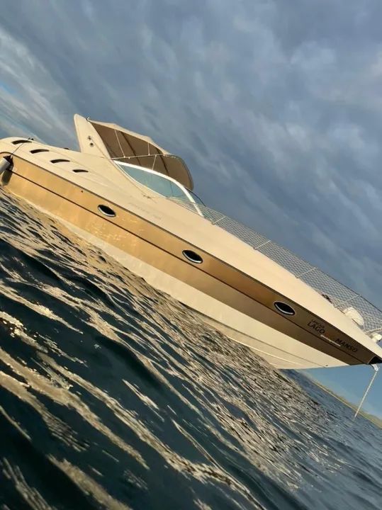 Oportunidade PHANTON 360 FULL DIESEL COM AR E GERADOR Ñ FOCKER ARMADA CIMITARRA - Foto 12