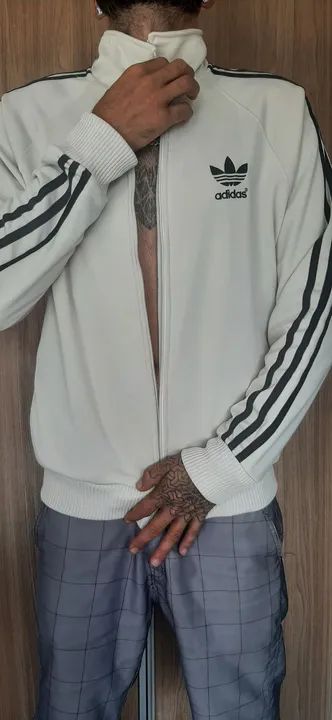 Jaqueta Adidas Original marfim.