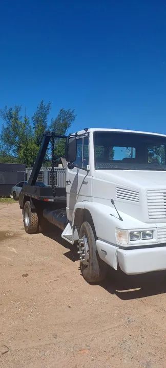 Caminhão tele entulho - Ótimo estado! - Foto 14