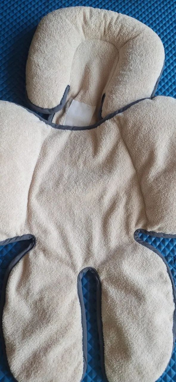 Almofada Acolchoada Soft para Bebê conforto - Marca  Britax - Foto 4