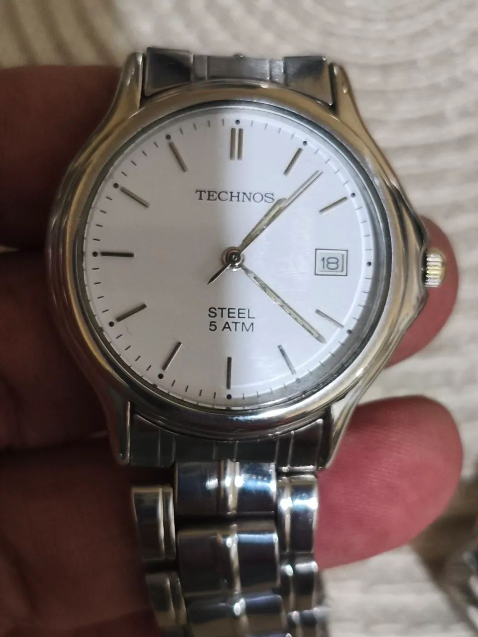 2 relógios technos quartz original  - Foto 4