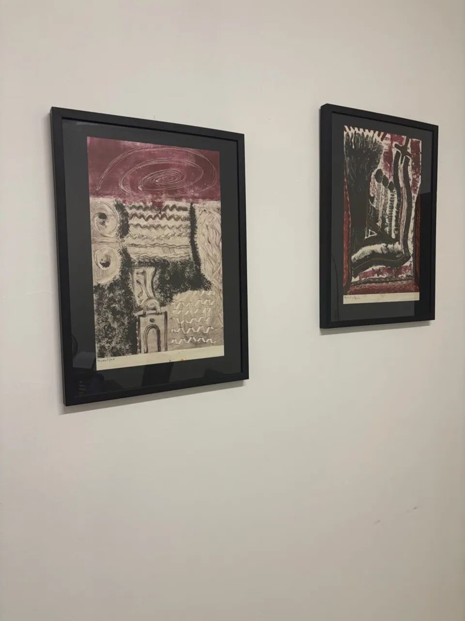 2 Quadros com pintura monotipia 