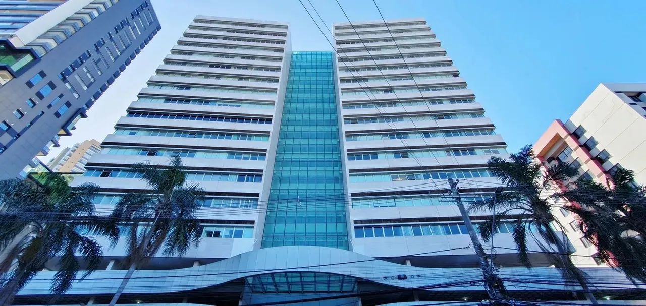 Sala comercial com uma vista incrível pronta para seu consultório premium.