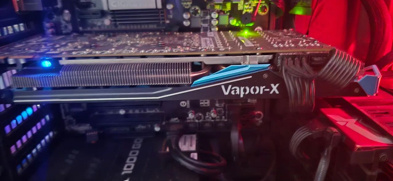 Placa de Vídeo Vapor-X 3 gb - Foto 2