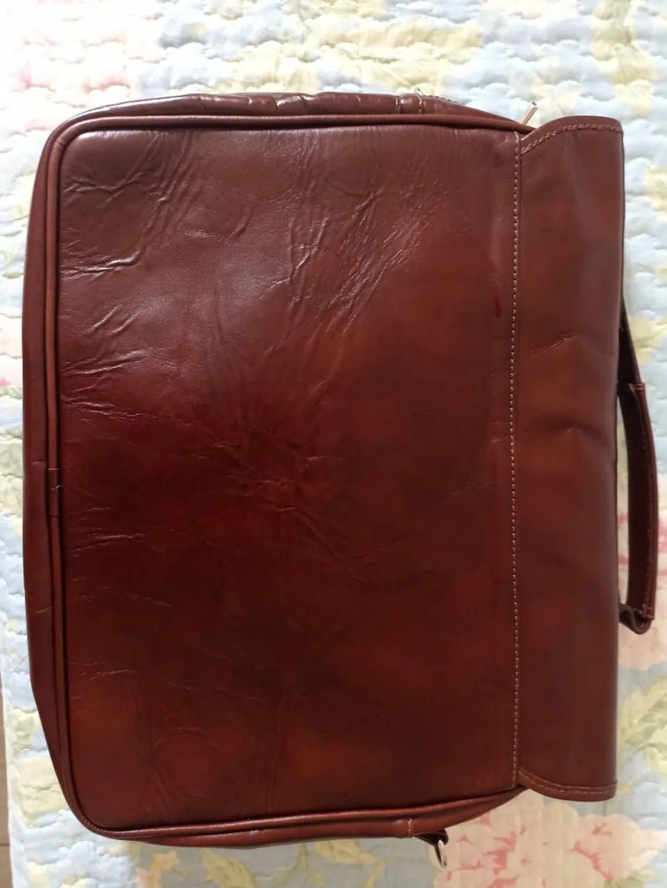 Bolsa de Ombro em Couro Legítimo