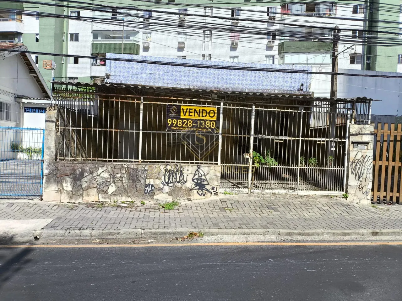 Vendo Casa Comercial em Graças - Recife