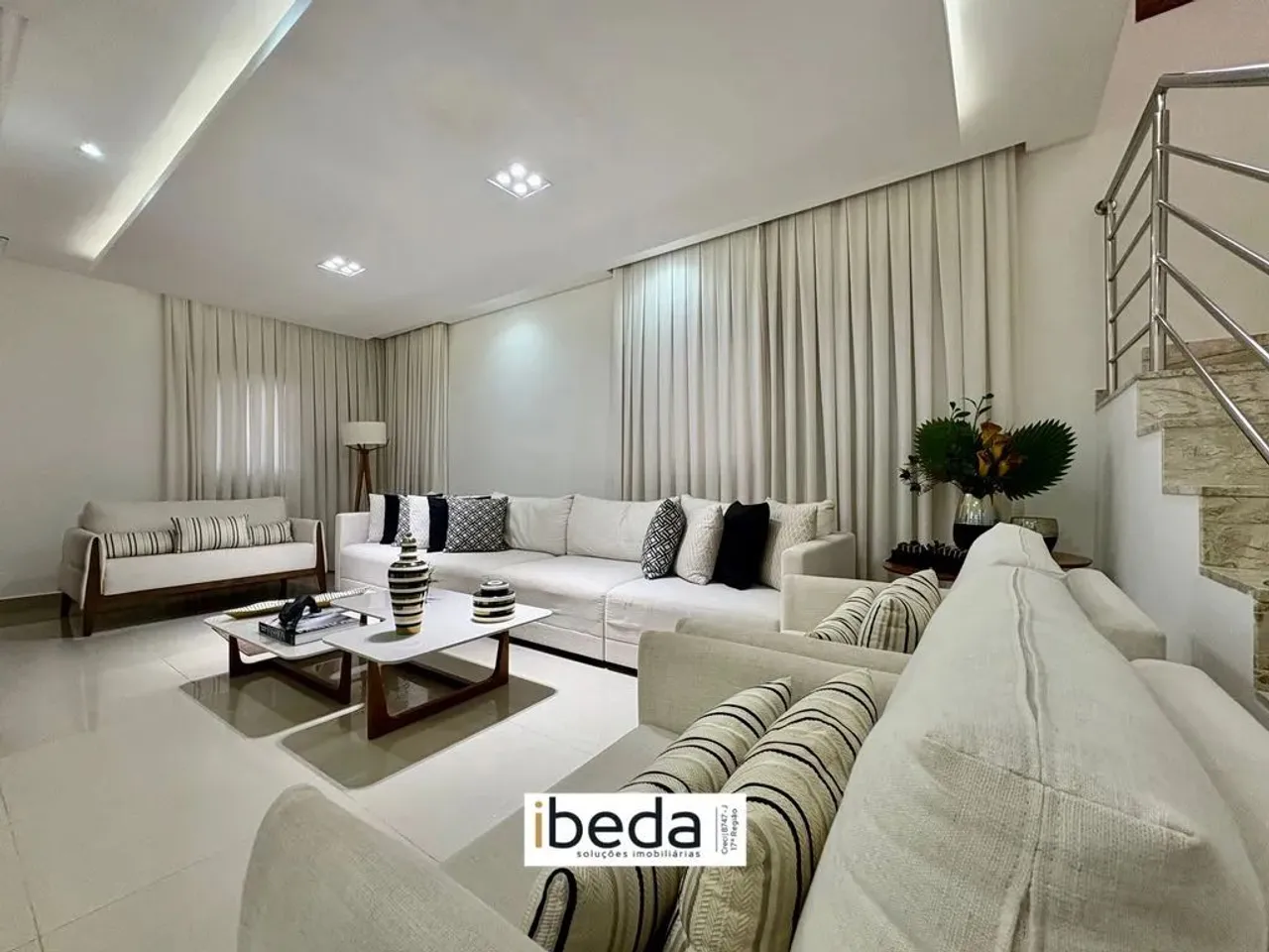Casa de Condomínio com 4 quartos à venda em Parnamirim