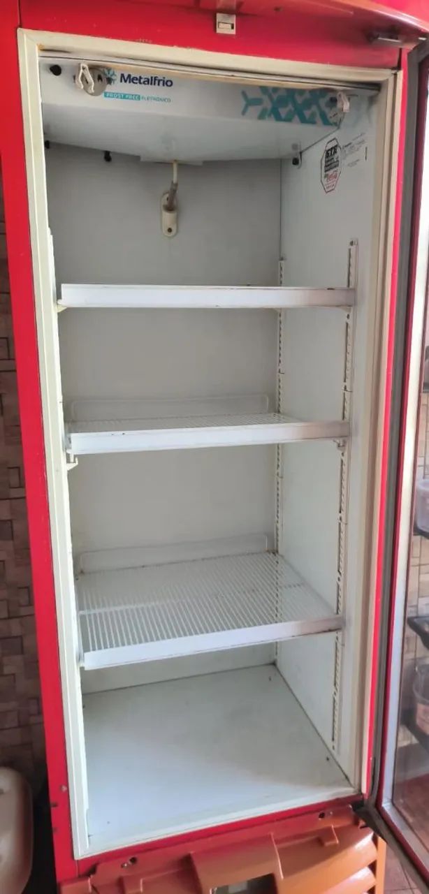 Freezer plotado da coca a venda! - Foto 3