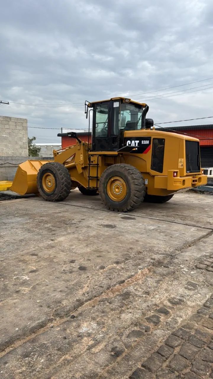 Pá carregadeira Caterpillar 938H 2013 revisada - Foto 4