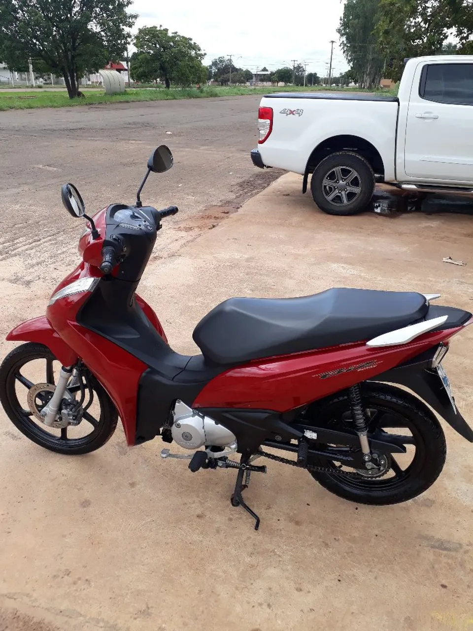 Vendo biz 125 completa 2018/2019