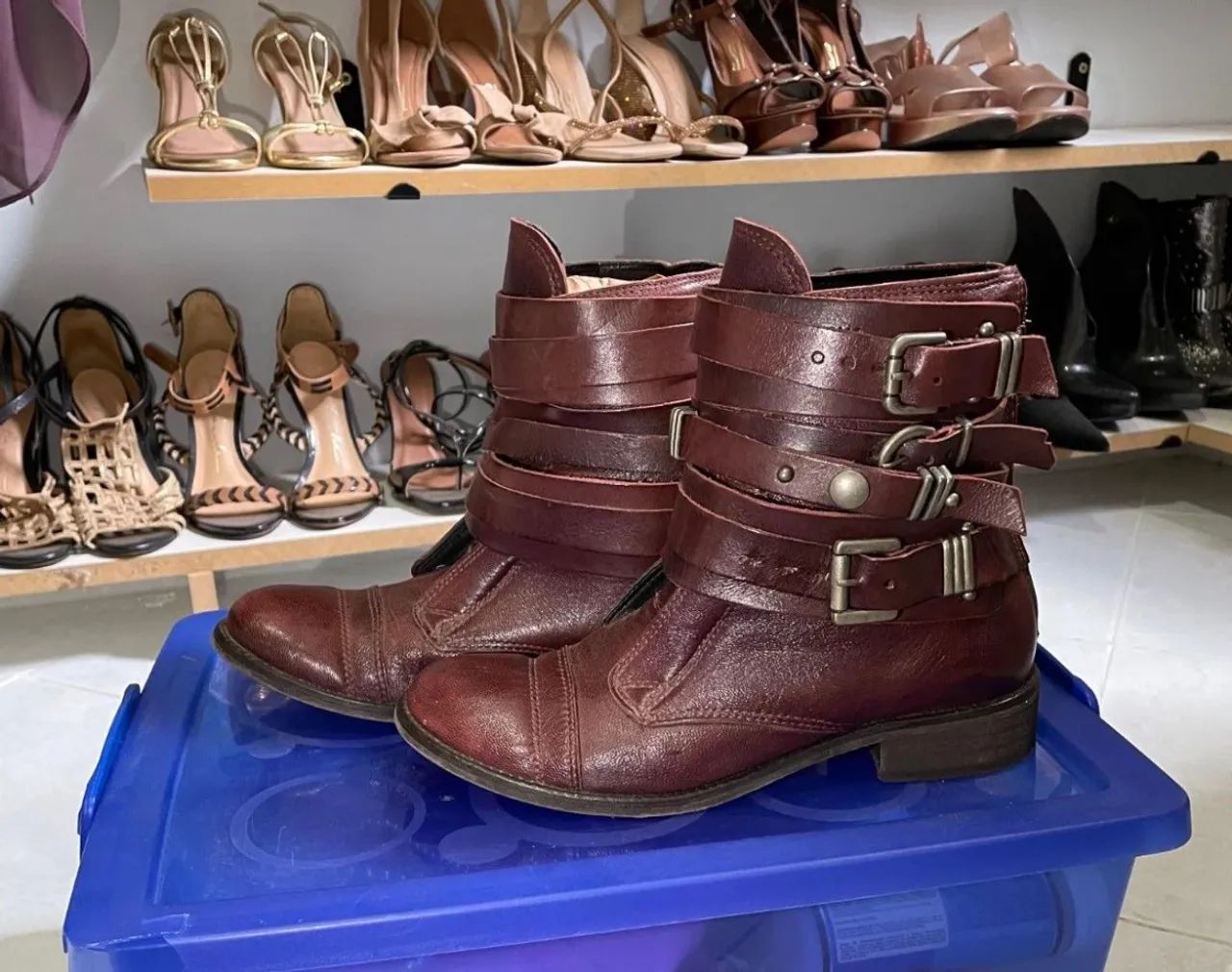 Bota Santa Lolla em couro marrom