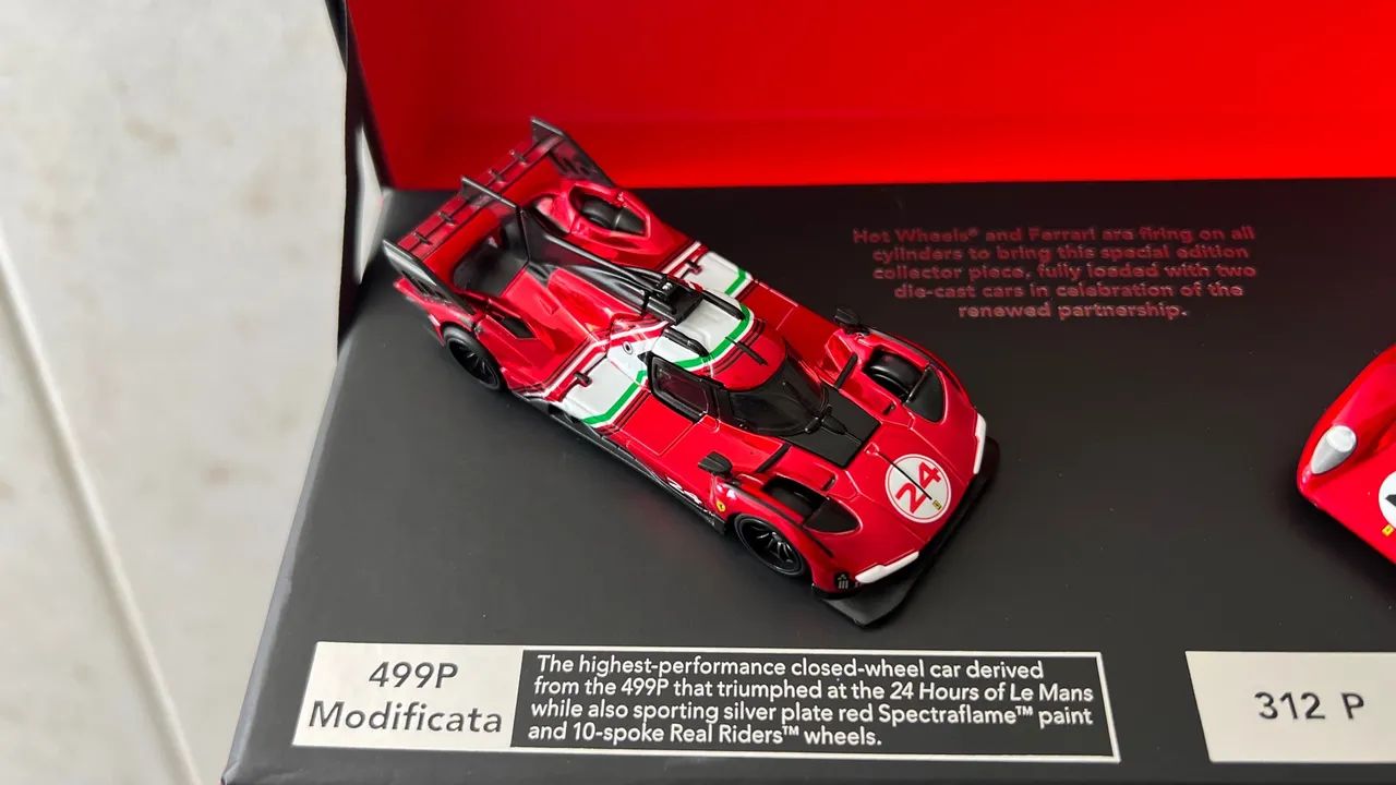 ミニカー Hot Wheels x Ferrari Heritage Set Hot Wheels x Ferrari Heritage Set - Carrinhos de Brinquedo