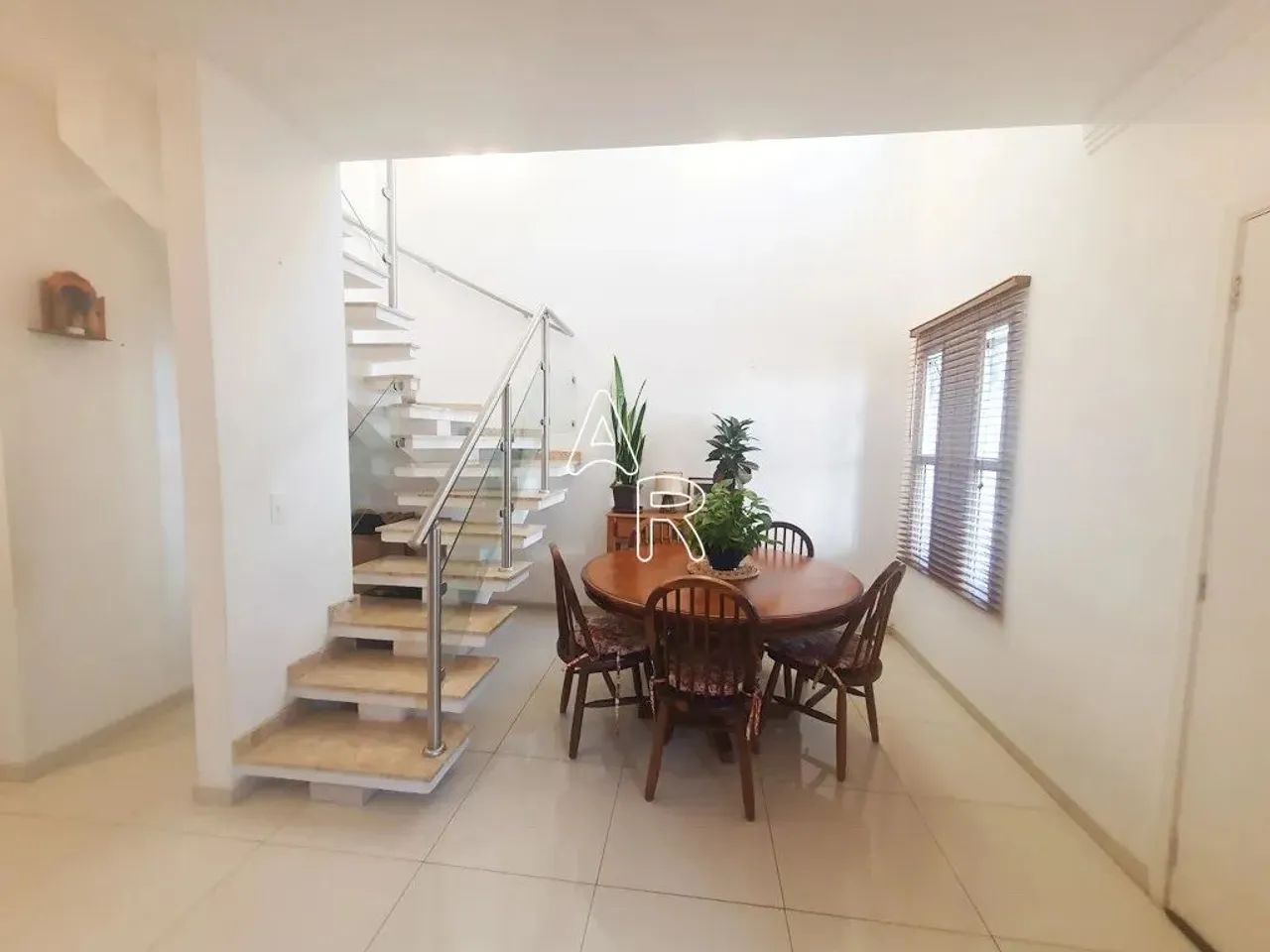 Sobrado Mobiliado com quintal gourmet em condomínio clube com piscina próximo a Granja Via - Foto 4