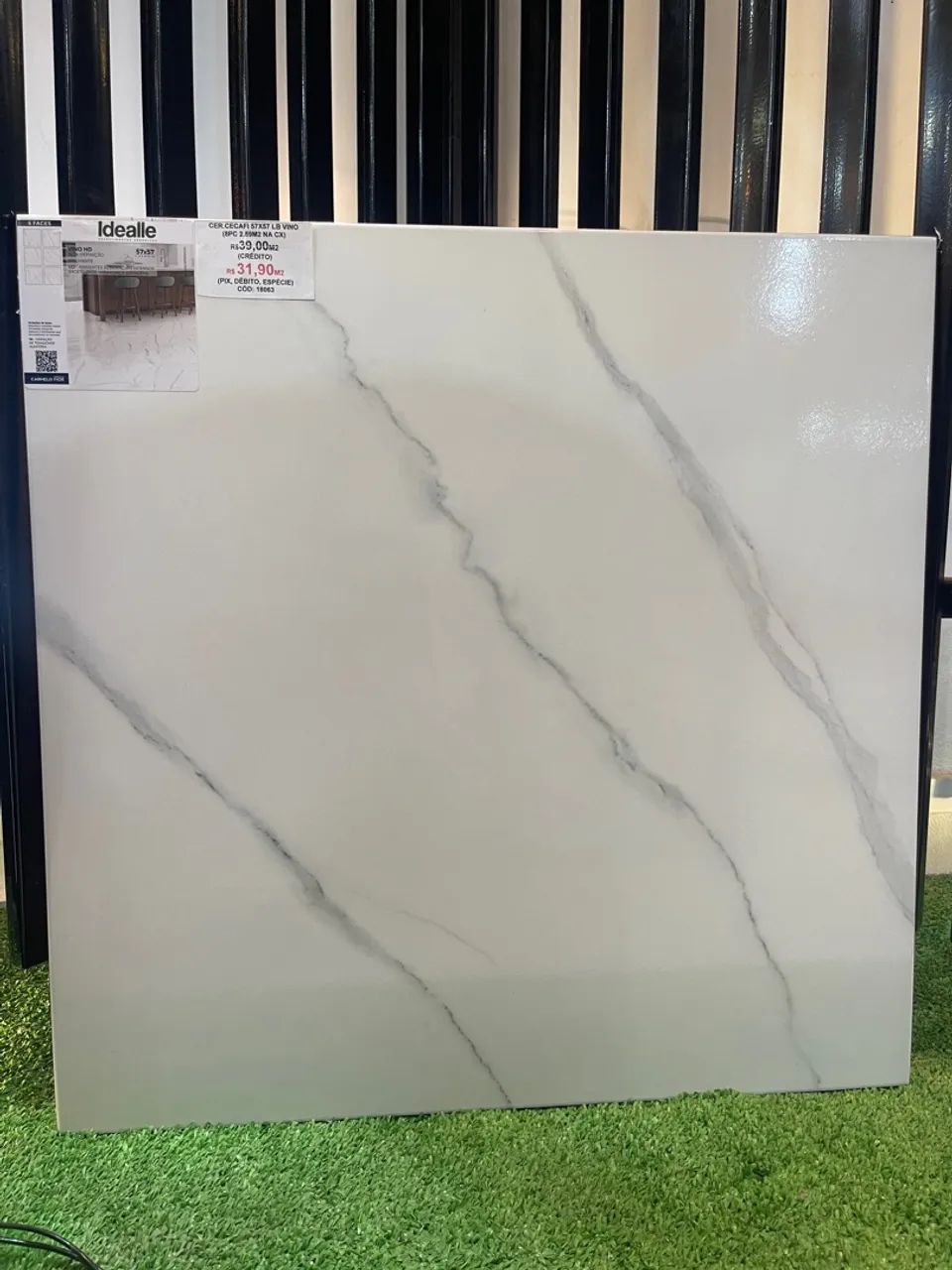 Porcelanato Idealle 57x57