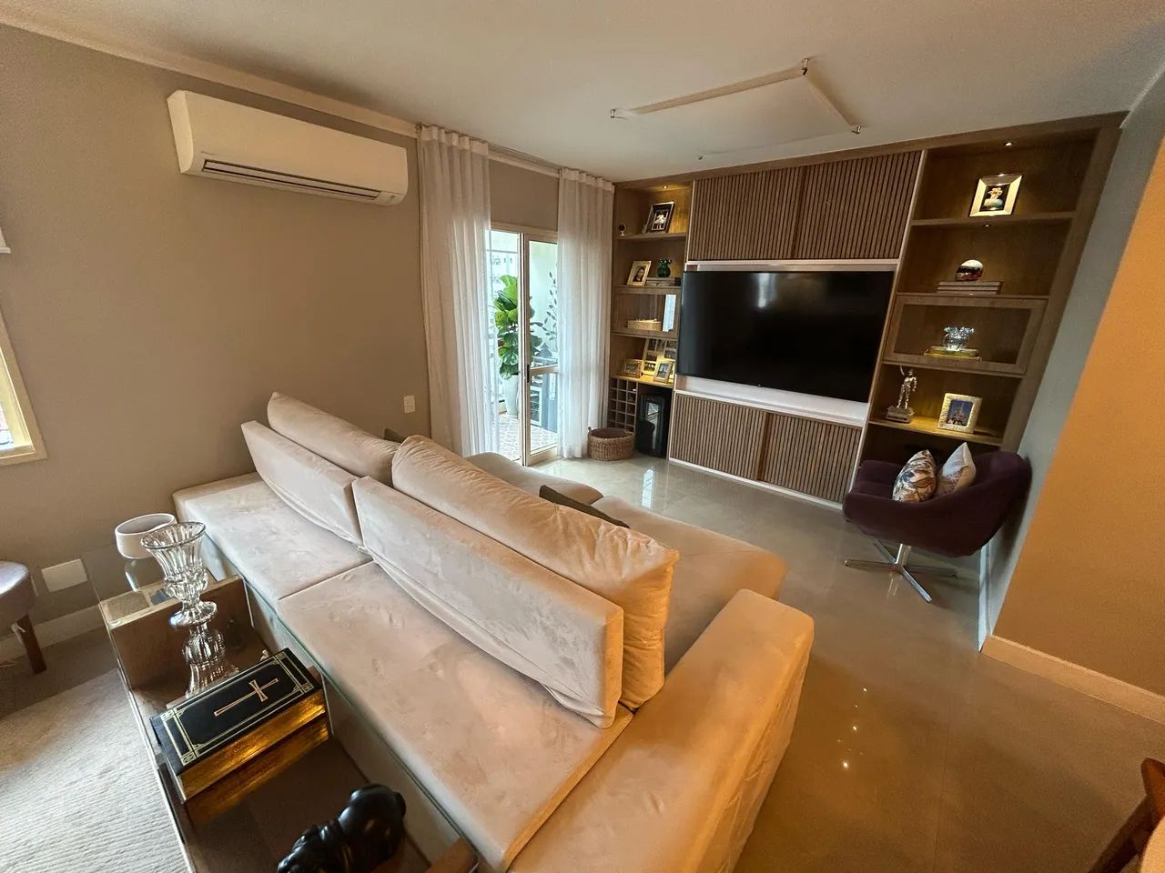 Imóvel para aluguel e venda com 85 metros quadrados com 2 quartos, 2 vagas e lazer na Pomp