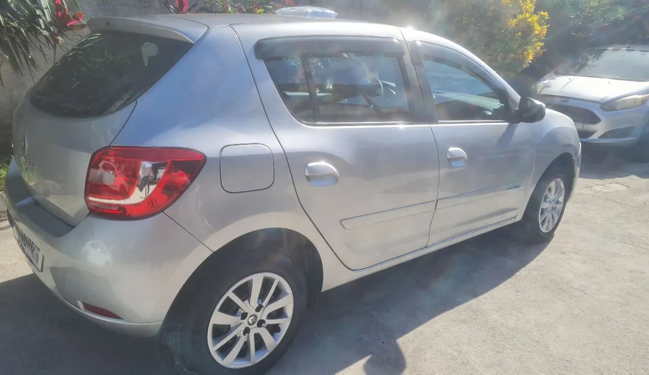 SANDERO 1.0 EXPRESS COMPLETO 3 CILINDROS 82 CV / 2018 - Foto 4