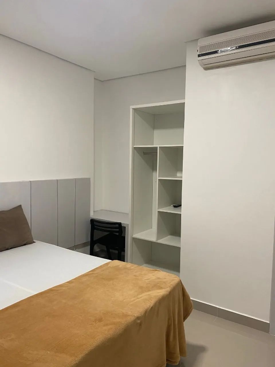 Alugo Apartamento Quarto/Banheiro Mobiliado - Foto 2
