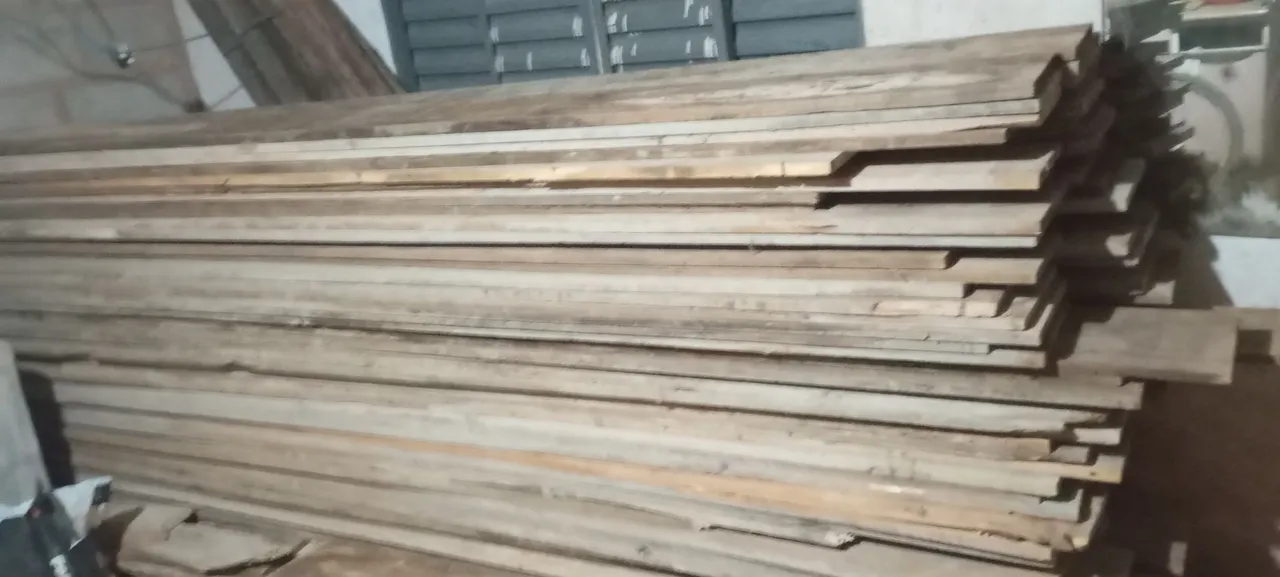 Vendo 100 tábuas de 20 para taipá