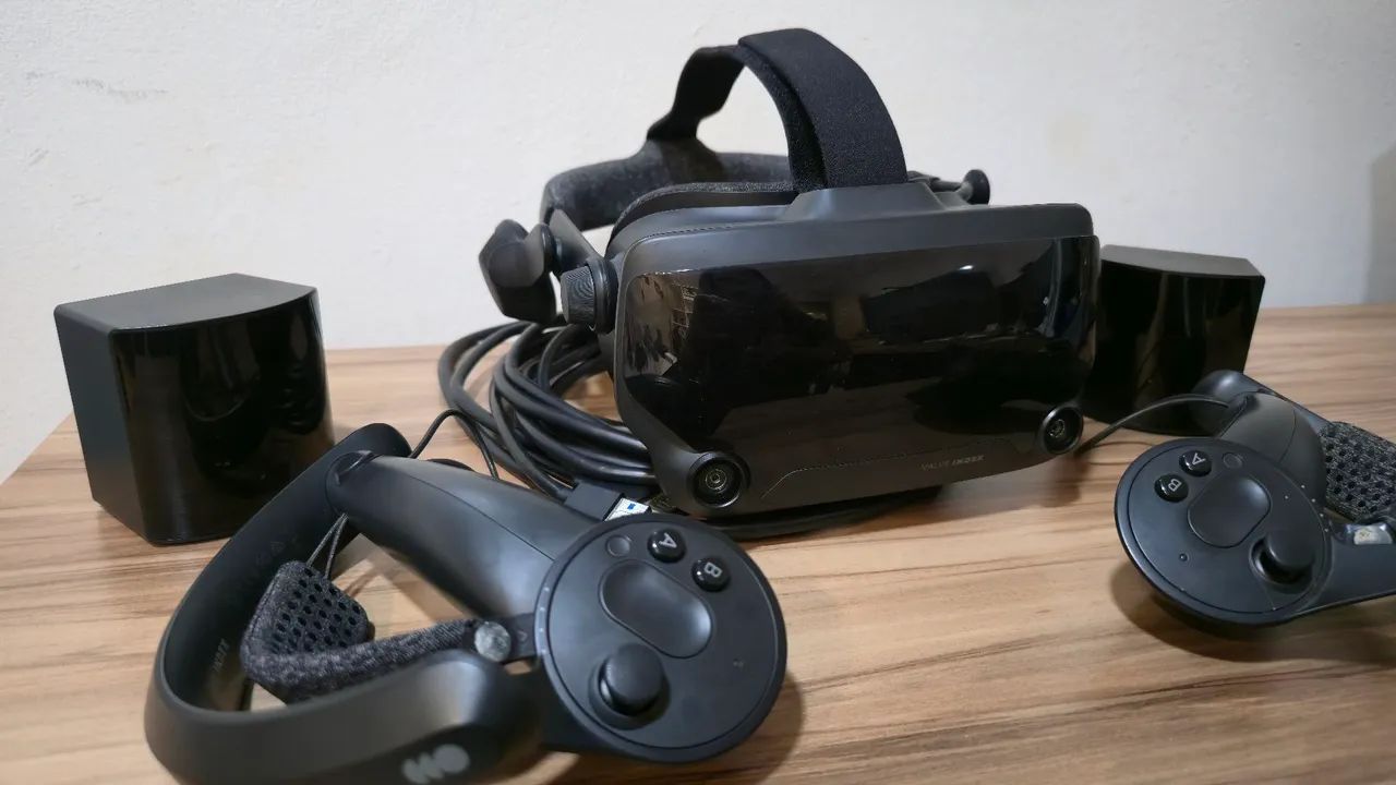 Valve Index + Base Stations 2.0 - Consoles de Vídeo Game - Vila