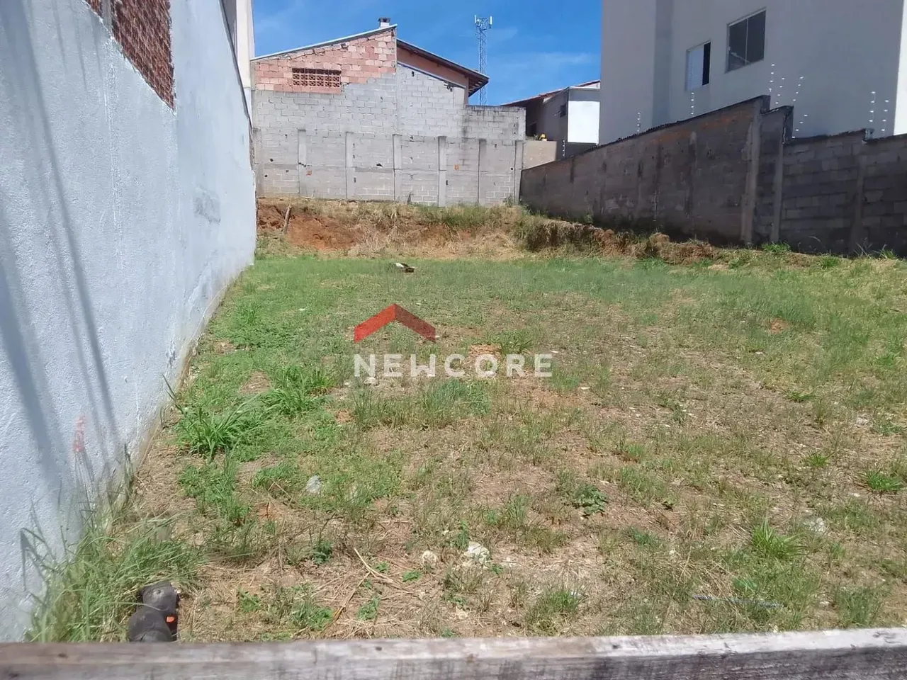 Lote em Rua Itapoã - Parque Senhor do Bonfim - Taubaté/SP