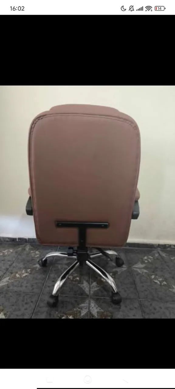 Cadeira de escritório nova na caixa !!  - Foto 5