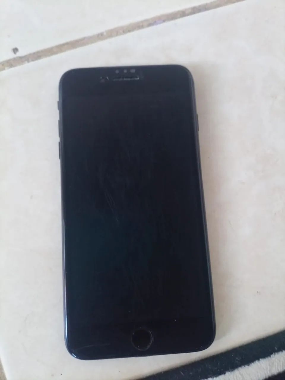 iPhone 8 Plus