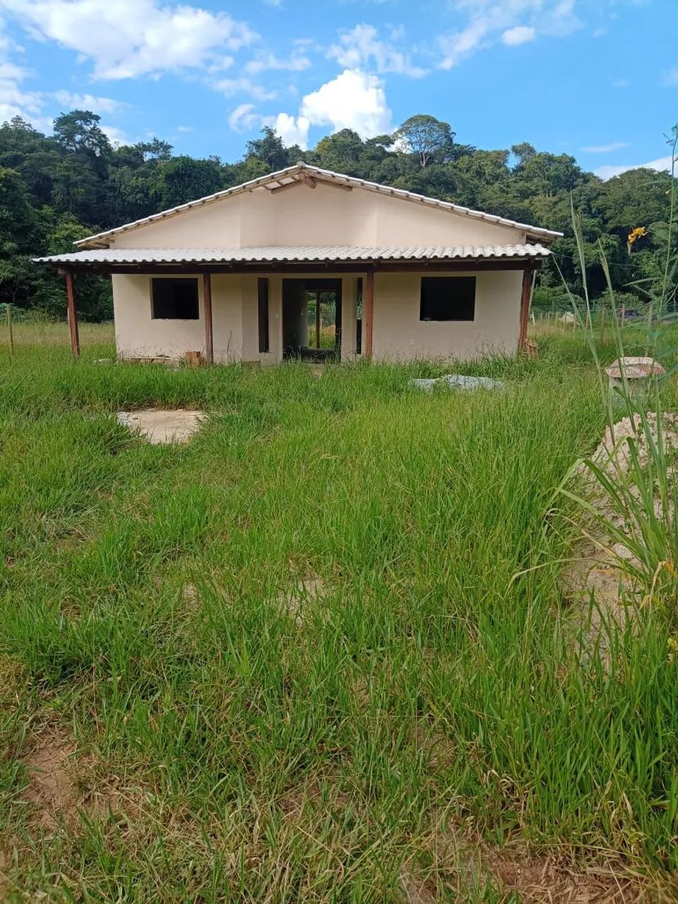 Casa em área rural mateus leme 