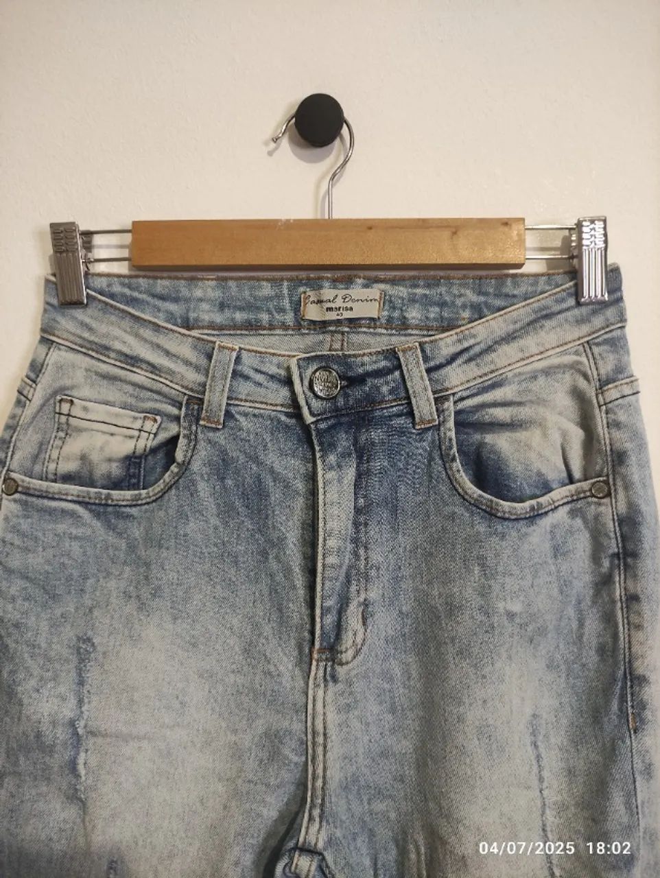 Calça Jeans Lavada Destroyed Flare Cintura Alta  - Foto 4