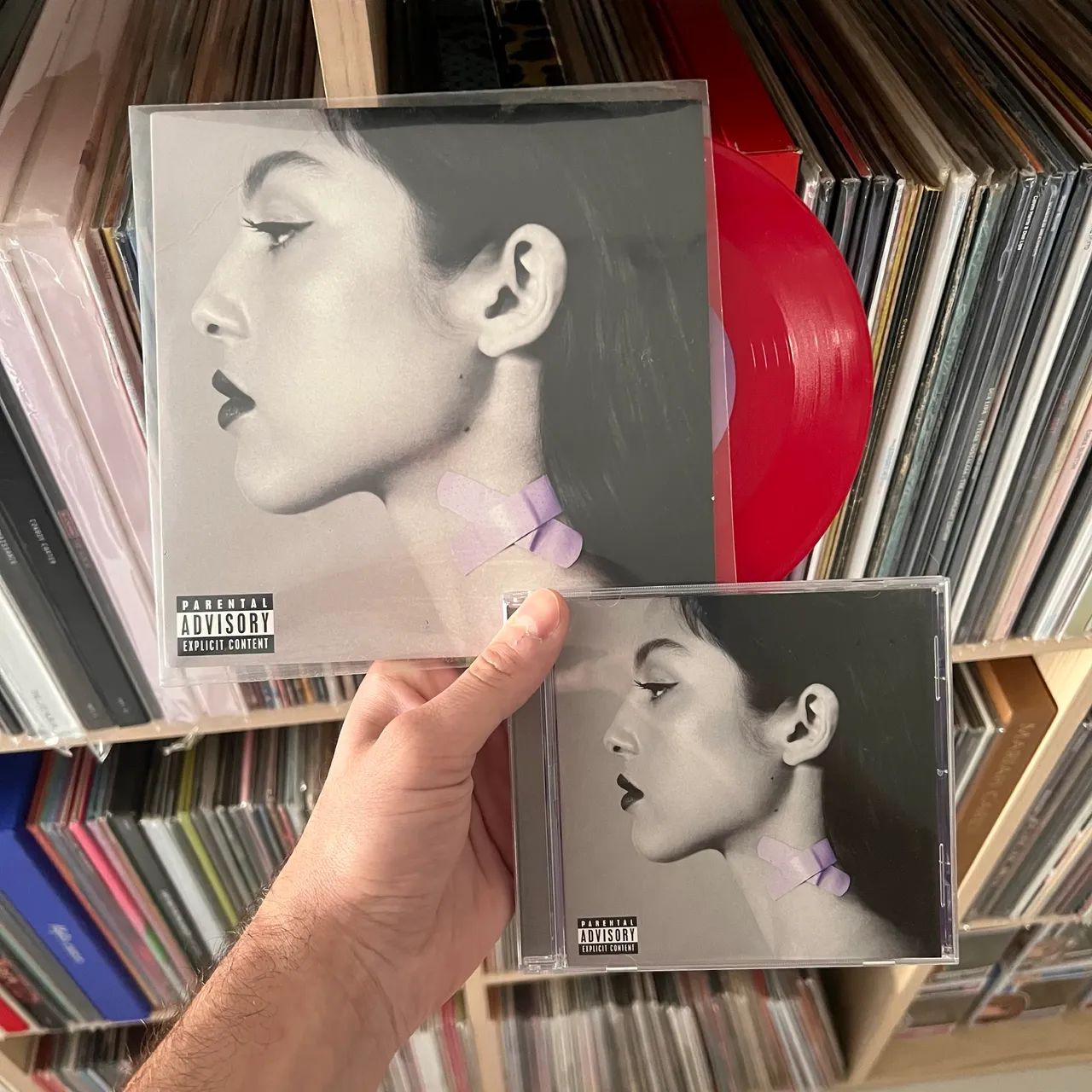 Olivia Rodrigo - Vampire Compacto + CD