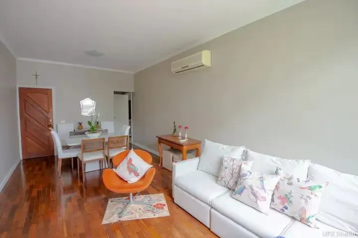 Apartamento (Padrão), com 2 quartos e 1 banheiros à Venda, 40 m² em Curitiba/PR
