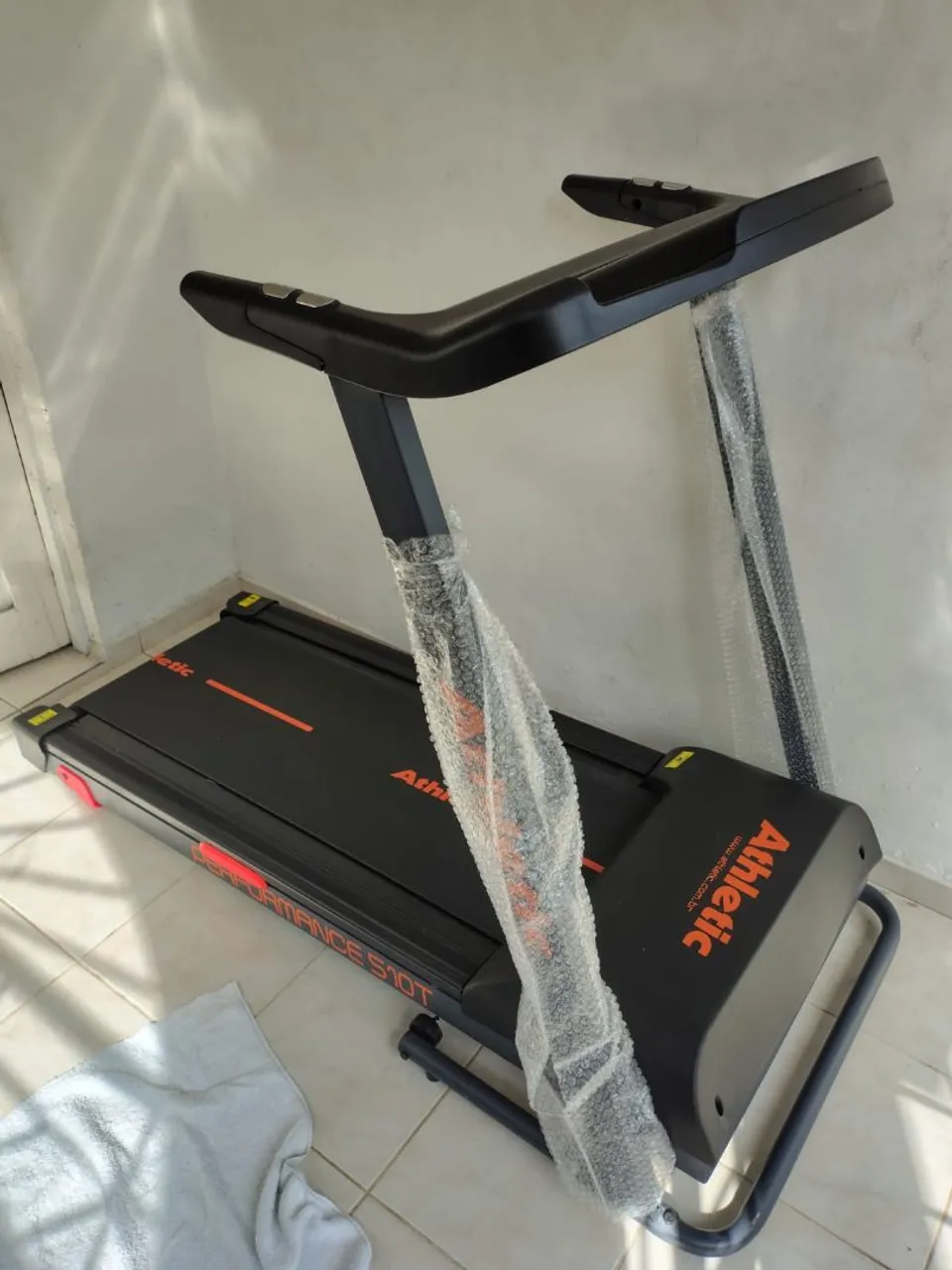 Esteira Athletic Performance S10T