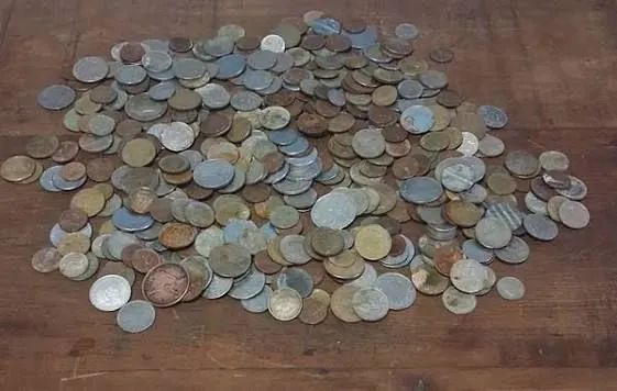 Moedas Antigas...Vendo separadamente...Pergunte!