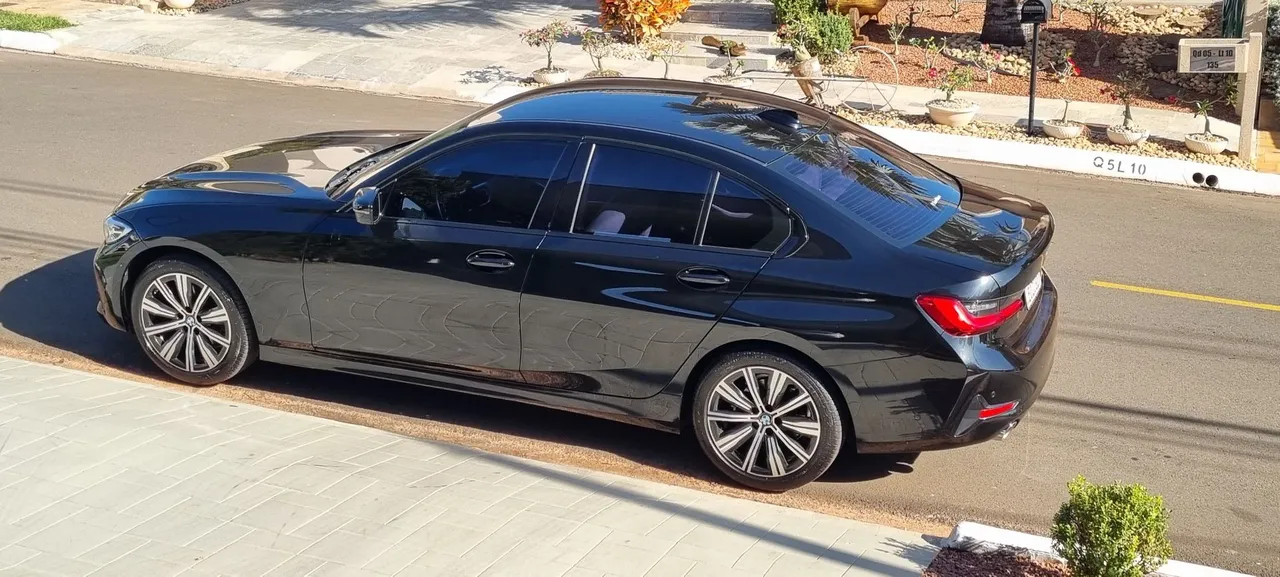 BMW 320i 2.0 Msport 2021 - Impecável