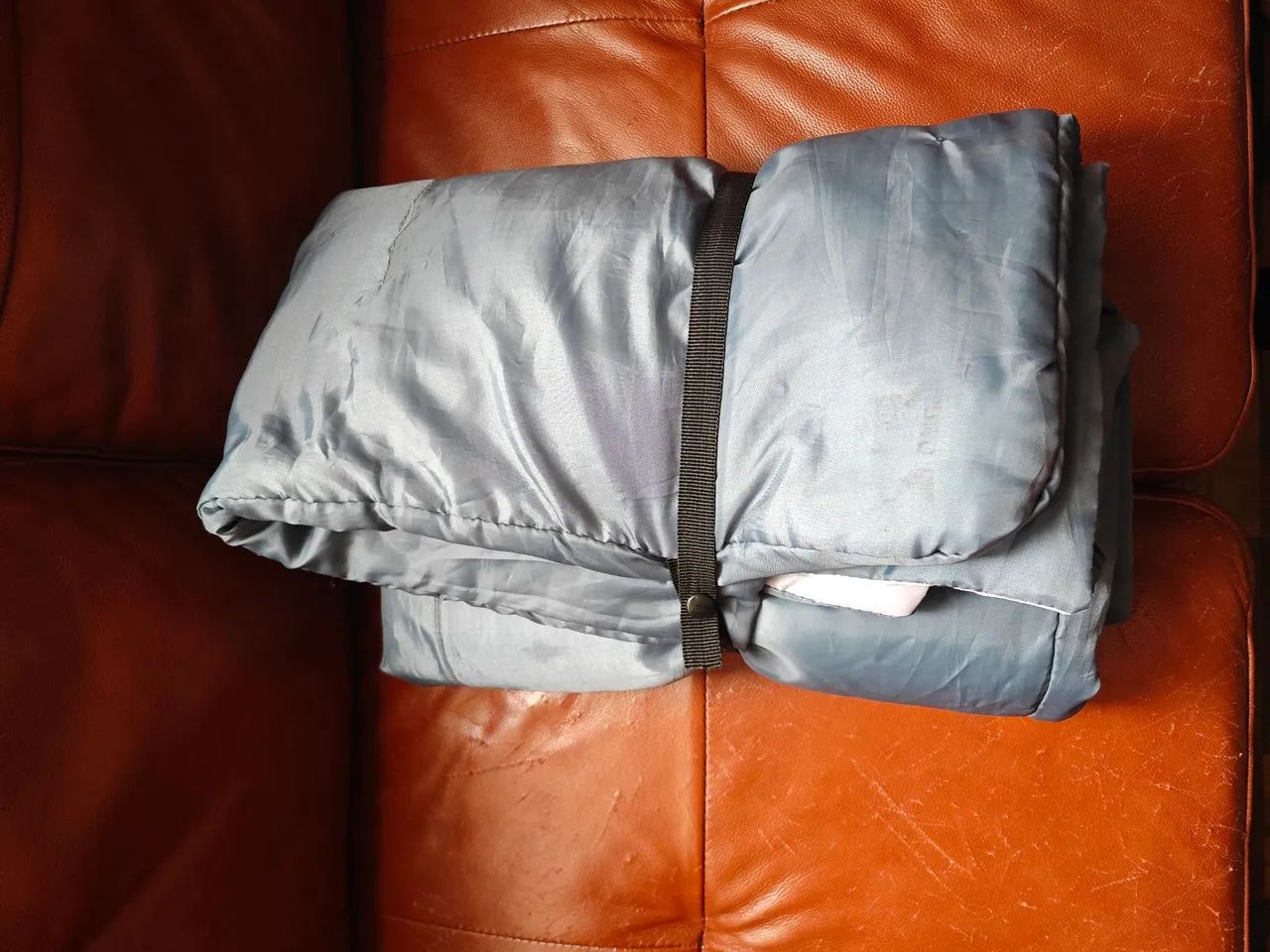 Ultra-lightweight single sleeping bag