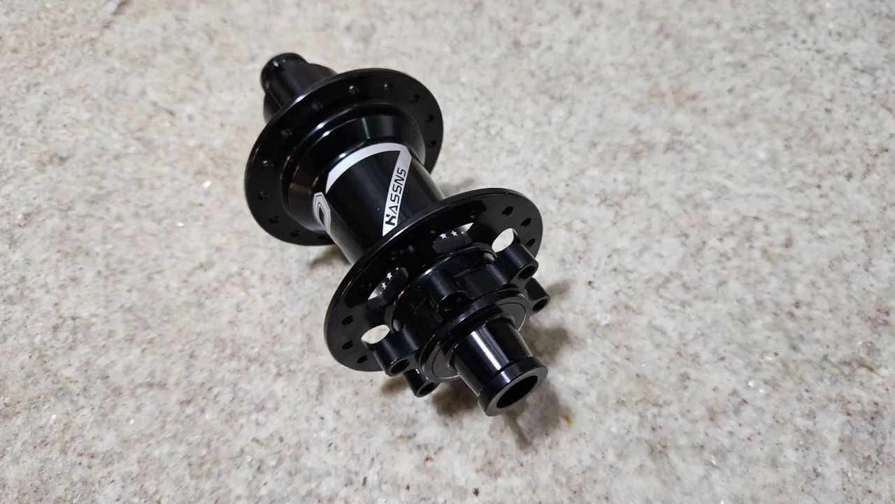 Cubo traseiro 142x12 32 Furos XD HASSNS 7 PRO - Ciclismo - Itapema