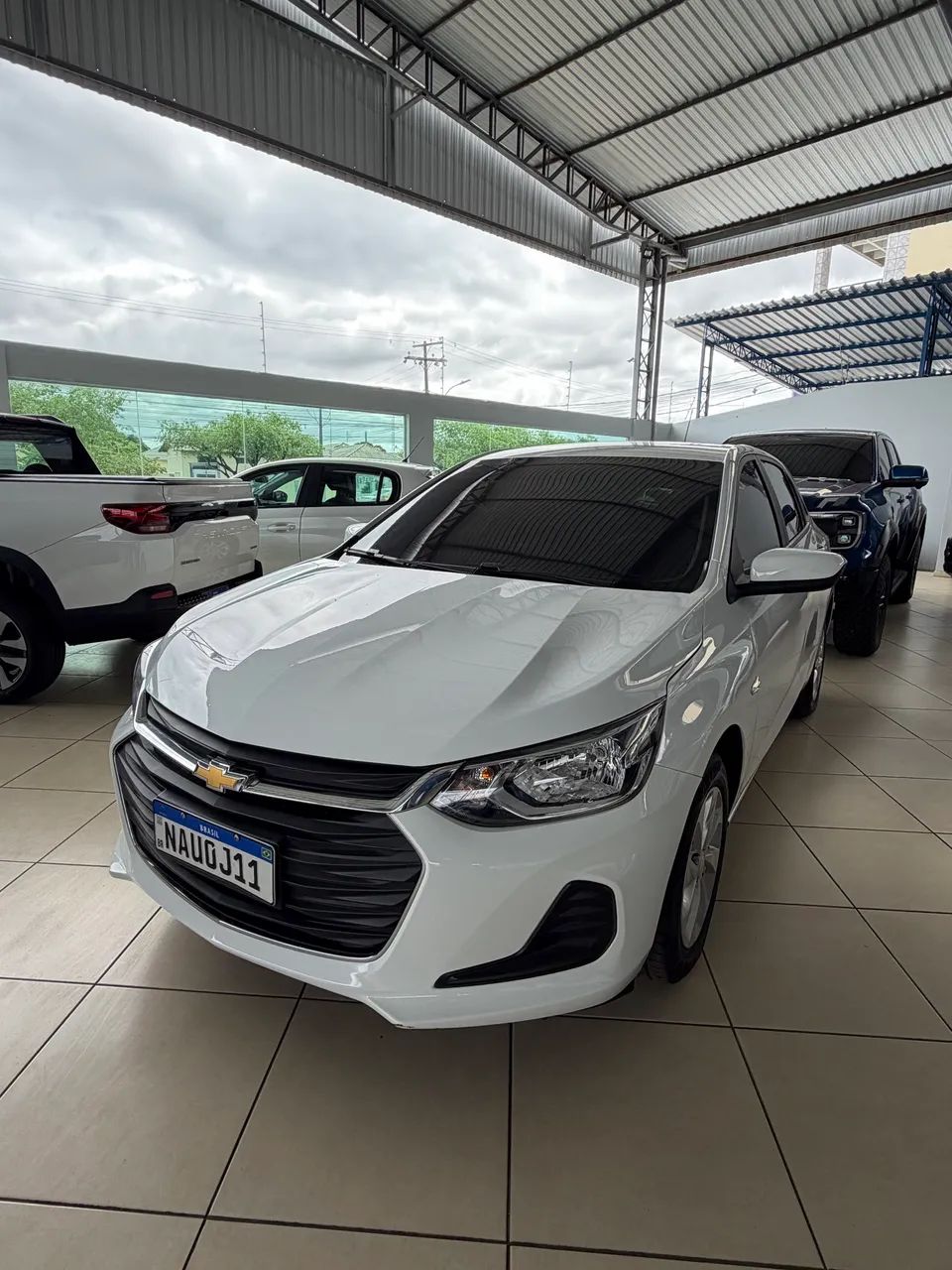 Chevrolet Onix Hatch LT 1.0 12V Flex Mec. 4P 2023 - Foto 3