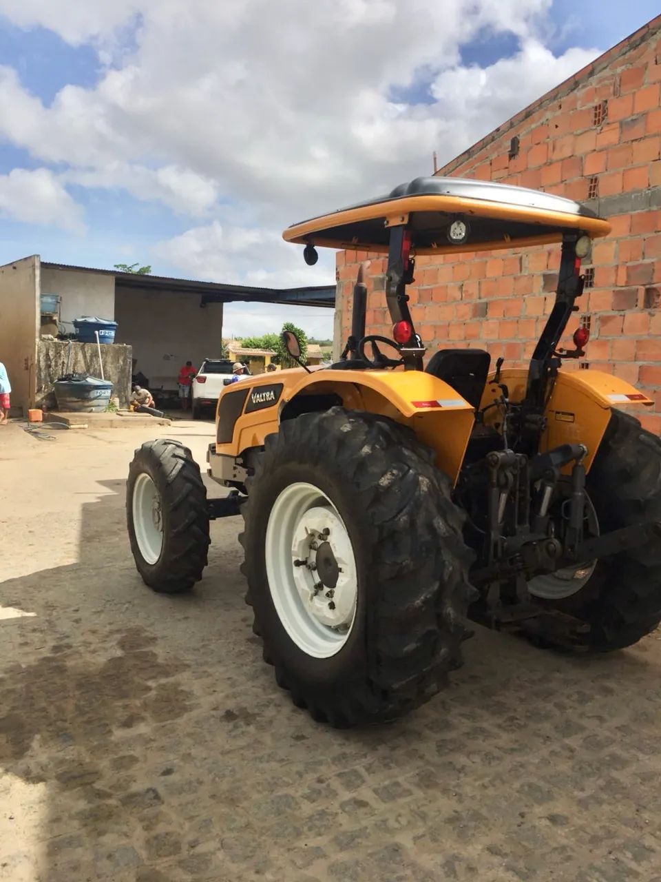 Trator - Foto 3