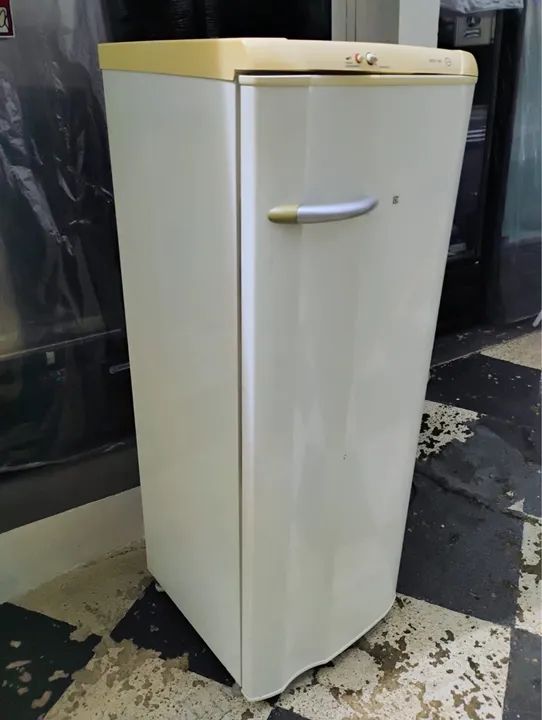 Geladeira Eletrolux em ótimo estado  - Foto 4